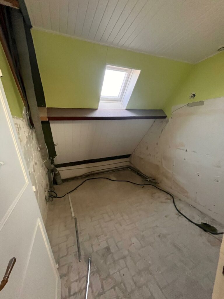 Renovation sdb et buanderie - image avant travaux - architecte d'intérieur maisons-laffitte
